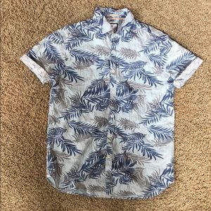 Medium Blue Flower Short Sleeve Button Down